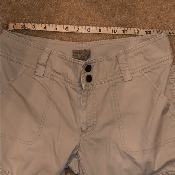 AMERICAN EAGLE OUTFITTERS - Khaki Pants - Size 6 - Picture 9 of 9